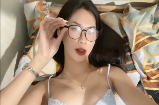 phim sex việt nam bà già SONE-311_Cô gái trẻ bỗng nghiện mát-xa vì anh thợ móc lồn